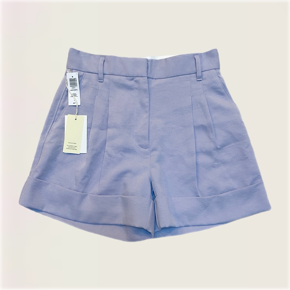 NWT Aritzia Wilfred Labyrinth Cuffed Pleated Shorts in Lavender